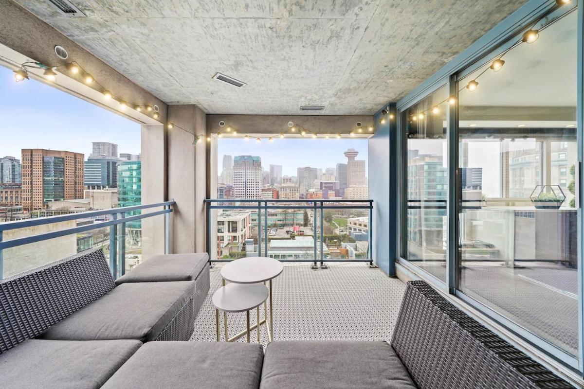Beautiful 2 Bed Home Dt With Free Parking Vancouver Exterior foto