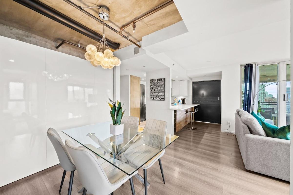 Beautiful 2 Bed Home Dt With Free Parking Vancouver Exterior foto
