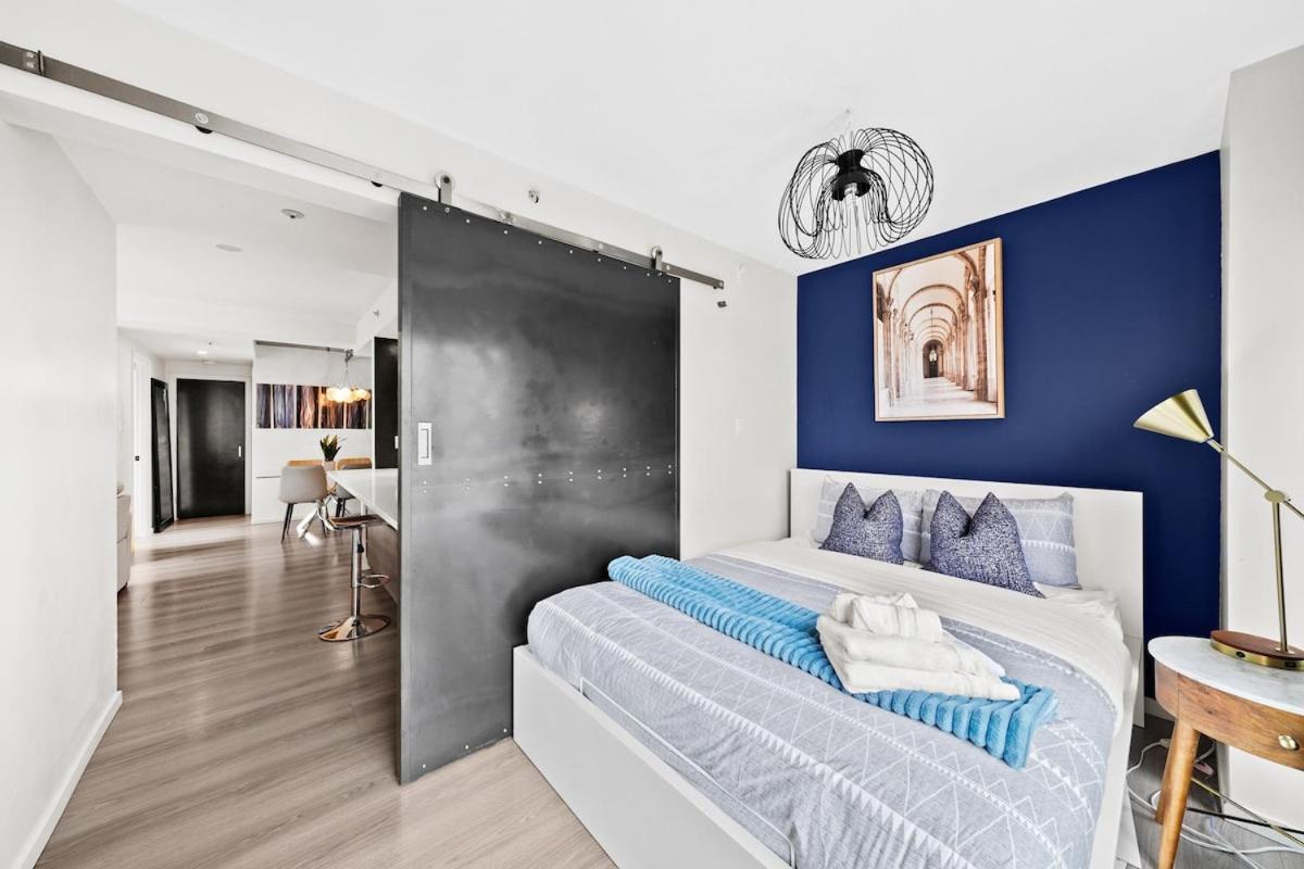 Beautiful 2 Bed Home Dt With Free Parking Vancouver Exterior foto